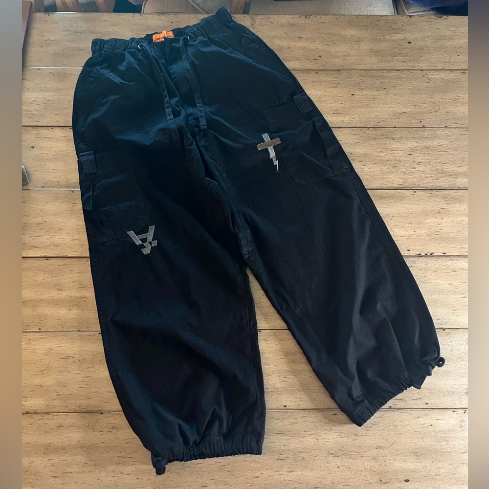 Culture kings cargo pants